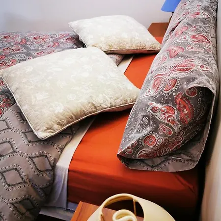 Casa Compartida Weyler Bed & Breakfast